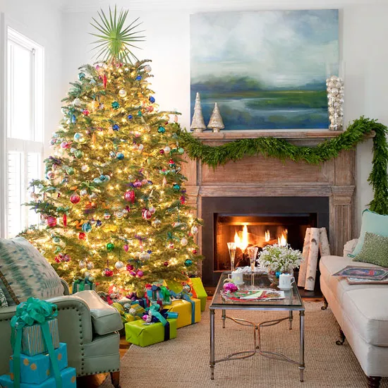 decorar un arbol de navidad original, adornar con luces de navidad, adornos de navidad con luces led 